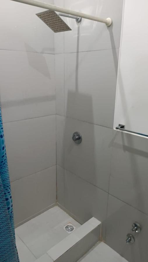 Amplia Estilo Luis Xv Homestay